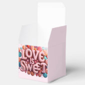 Love Is Sweet Valentine Wedding Typography Geschenkschachtel (Geöffnet)