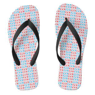 LOVE ist LOVE Zitat in rot und blau Badesandalen