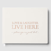 Love & Laughter Live Here Hochzeit Gästebuch (Vorderseite)