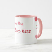 Love lives here - Pink and Red hearts Tasse (VorderseiteRechts)