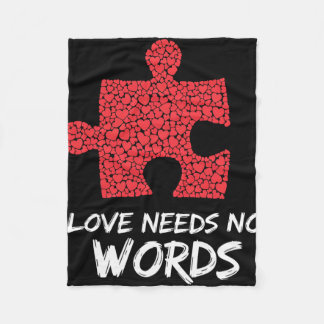 Love Needs No Words Puzzle Heart Design  Fleecedecke