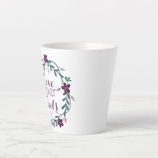 Love Never Fails Latte Mug Milchtasse (Vorderseite)