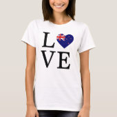 Love New Zealand with Flag Heart T-Shirt (Vorderseite)