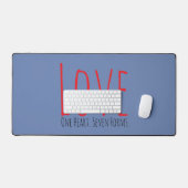 Love - One Heart. Seven Forms Desk Mat Schreibtischunterlage (Tastatur & Maus)