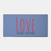 Love - One Heart. Seven Forms Desk Mat Schreibtischunterlage (Vorderseite)