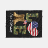 Love Our Veterans Day Proud Military American Flag Fleecedecke (Vorderseite (Horizontal))