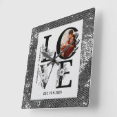 Love photo simple modern personalised gift silver quadratische wanduhr (Winkel)