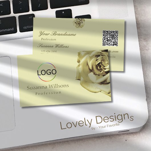Love Rose Schlicht Pastellbeige Logo und QR-Code Visitenkarte