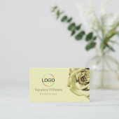 Love Rose Schlicht Pastellbeige Logo und QR-Code Visitenkarte (Stehend Vorderseite)