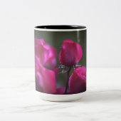 Love Roses Zweifarbige Tasse (Mittel)