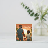 Love Sunset Embrace Ethnic Vater & Sohn Begleitkarte (Stehend Vorderseite)