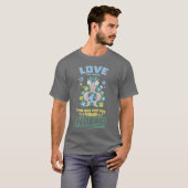 Love the earth as you love your hobbies funny T-Shirt (Vorne ganz)