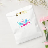 Love You More Clean Typography Style  Geschenktütchen (Versiegelt)