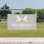 Lovebirds Just Married Car Banner (Insitu)