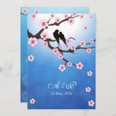 Lovebirds und Kirschblüte - blauer Hintergrund Einladung (Vorne/Hinten)
