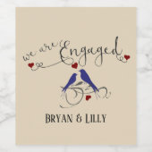 Lovebirds Wir sind Verlobt bekannt Weinetikett (Einzelnes Label)