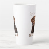 Loved By A Chocolate Lab Labrador Dog Lover Milchtasse (Vorderseite)