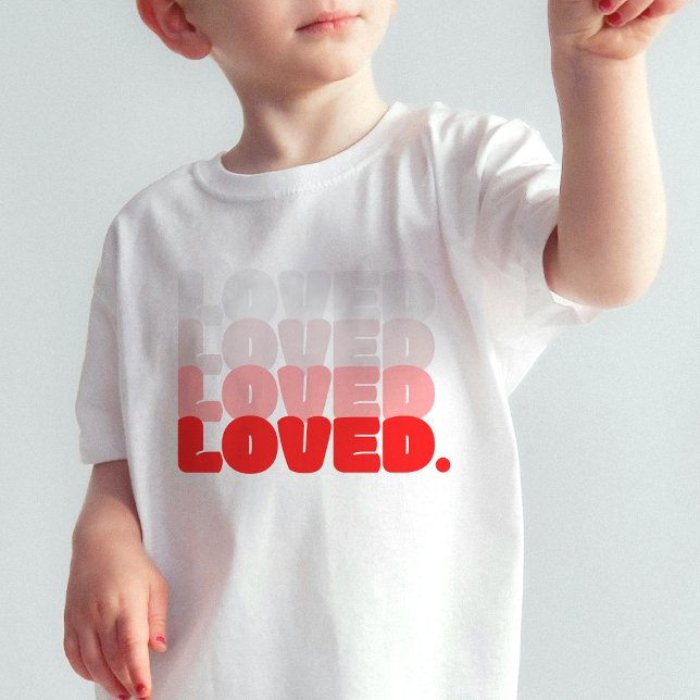 Loved - Valentinstag zum Shirt für Kinder (Baby Gifts,Gifts for Boys,Gifts for Girls,Gifts for Kids,Valentine Day Gifts,Gifts, Bible Verse)