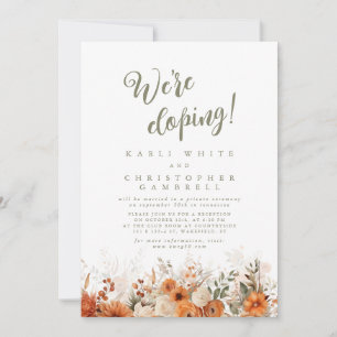 Lovely Fall Terra Cotta Spray Elopement Empfang Einladung