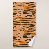 Lovely seamless tiger pattern,peach colour badehandtuch (Badehandtuch)