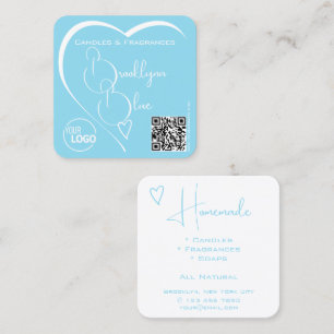 Lovely Sky Blue and White Heart mit Logo QR Code Quadratische Visitenkarte