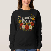 Love's Smile Floral Wreath Sweatshirt (Vorderseite)