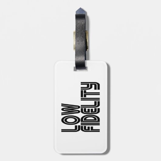 Low Fidelity Gepäckanhänger (Rückseite vertikal)