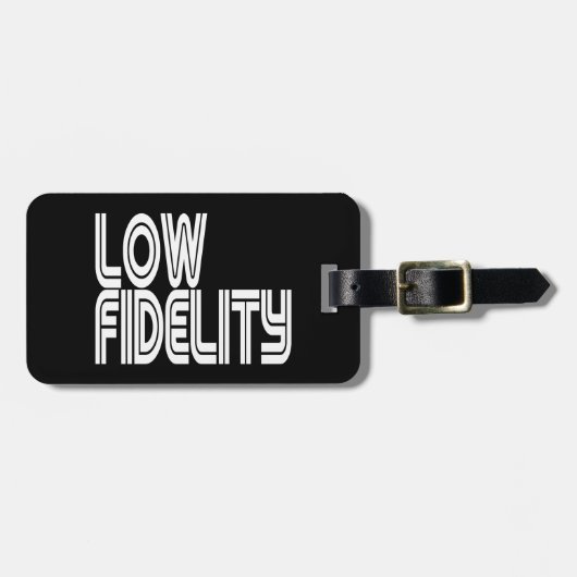 Low Fidelity Gepäckanhänger (Vorderseite horizontal)