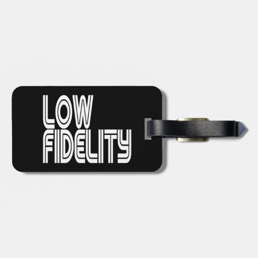 Low Fidelity Gepäckanhänger (Rückseite horizontal)