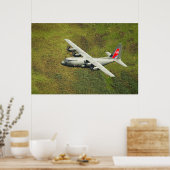 Low Fying Hercules Special RAF Centenary Schwanz Poster (Küche)
