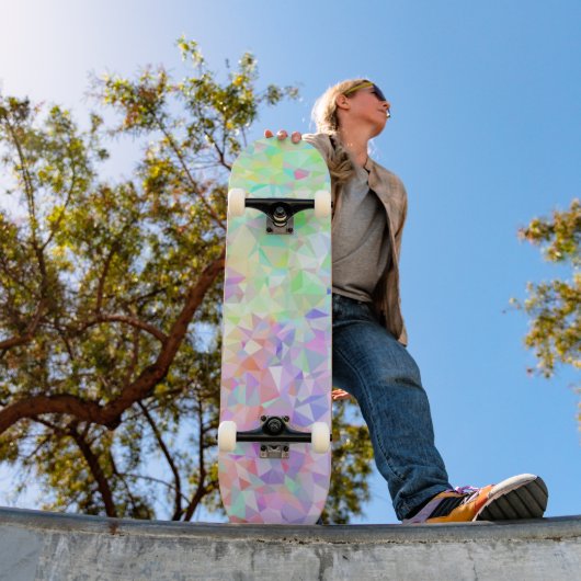 Low Poly Rainbow Skateboard (Außenbereich 1)