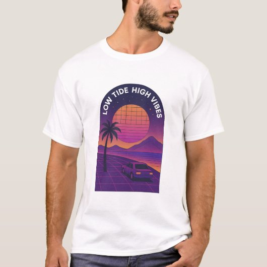 Low Tide High Vibes Sunset Drive T-Shirt (Vorderseite)
