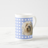 Lowchen auf blauem Gingham Porzellantasse (Vorderseite Rechts)
