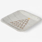 Lowcountry Oyster Weihnachtsbaum auf Holzplanke Pappteller (Gewinkelt)