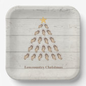 Lowcountry Oyster Weihnachtsbaum auf Holzplanke Pappteller (Vorderseite)