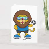 Löwe als Fußballspieler mit Fußball Karte (Rückseite)