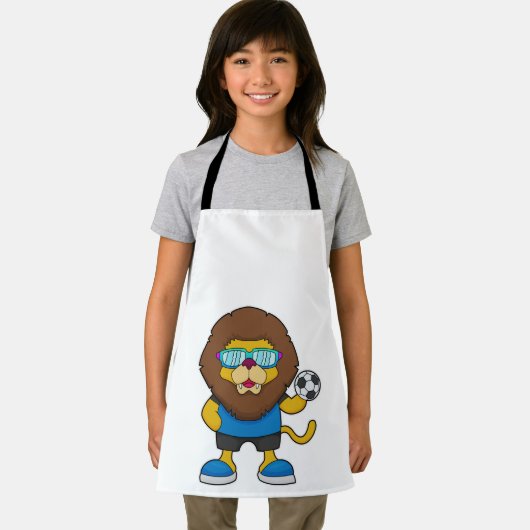 Löwe als Fußballspieler mit Fußball Schürze (Insitu)