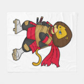 Löwe als Krieger mit Kap Fleecedecke (Vorderseite (Horizontal))