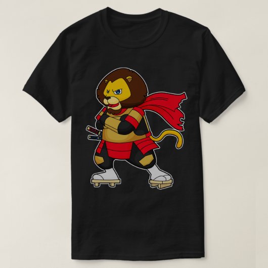 Löwe als Krieger mit Kap T-Shirt (Design vorne)