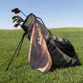 Löwe am Strand Golfhandtuch (Gras)