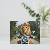 Löwe auf Motorrad Feiertagspostkarte (Stehend Vorderseite)