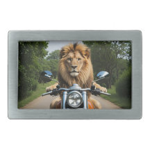 Löwe auf Motorrad