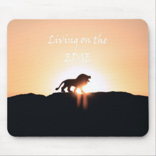 Löwe bei Sonnenuntergang Leben auf der EDGE Mousepad