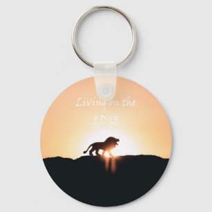 Löwe bei Sonnenuntergang Leben auf der EDGE Schlüsselanhänger