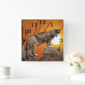 Löwe bei Sonnenuntergang Quadratische Wanduhr (Zuhause)