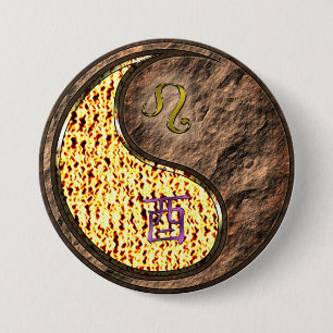 Löwe & Erde Hahn Button