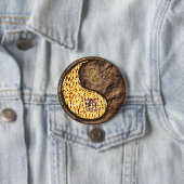 Löwe & Erde Hahn Button (Beispiel)