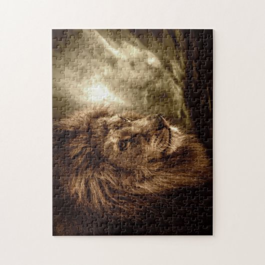 Löwe gegen stürmischen Himmel Puzzle (Vertikal)