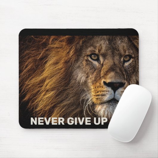 Löwe - Gib niemals auf Mousepad (Mit Mouse)