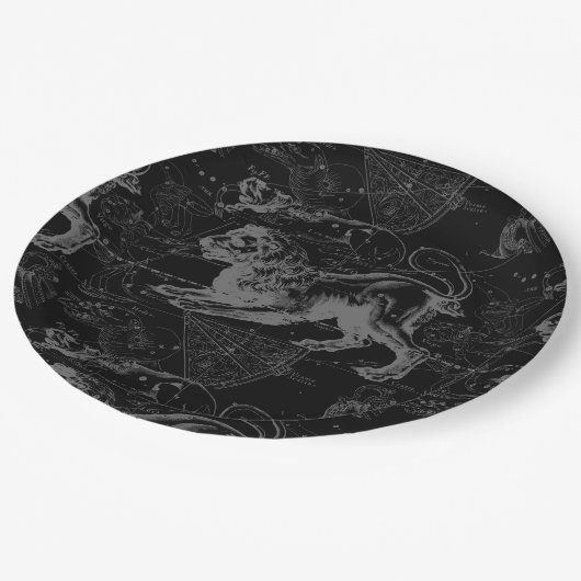 Löwe-Konstellation Hevelius 1690 auf Schwarzem Pappteller (Schrägansicht)